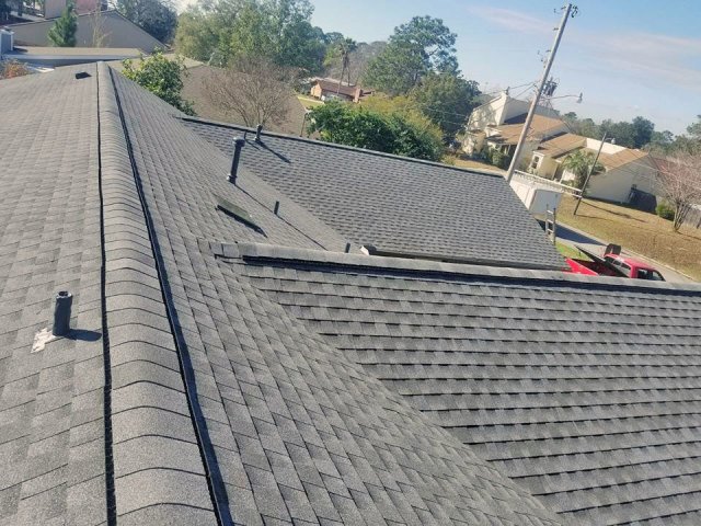 best roofing company - metal roof contractor - roofer - leading residential and commercial roof repair companies - Pensacola, Panama City, Destin, Port Charlotte, Fort Myers, Sarasota, Punta Gorda